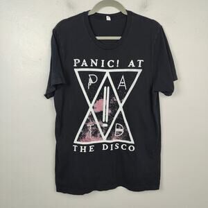 Panic at the‎ Disco T-Shirt Mens Medium Black Rock 2018 Tour Graphic Band Tee
